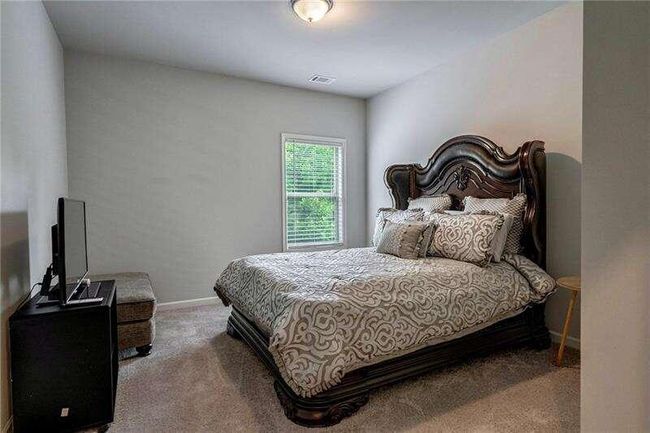 7059 Lancaster Xing, House other with 4 bedrooms, 3 bathrooms and 3 parking in Flowery Branch GA | Image 34