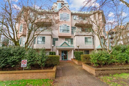 401e-3081 Glen Drive, Coquitlam, BC, V3B2P8 | Card Image