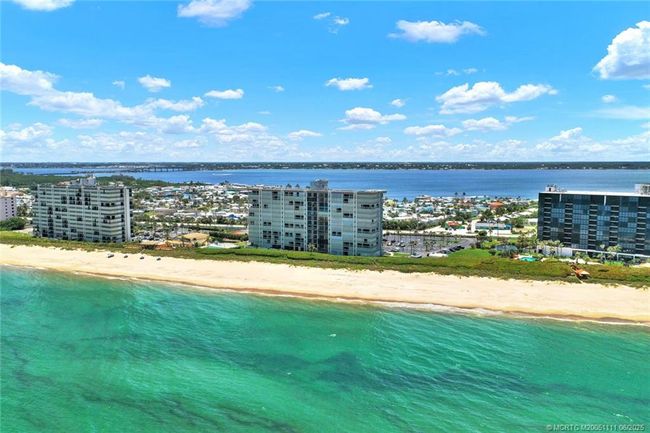 APT-1103 - 10600 S Ocean Dr, Condo with 2 bedrooms, 2 bathrooms and null parking in Jensen Beach FL | Image 36