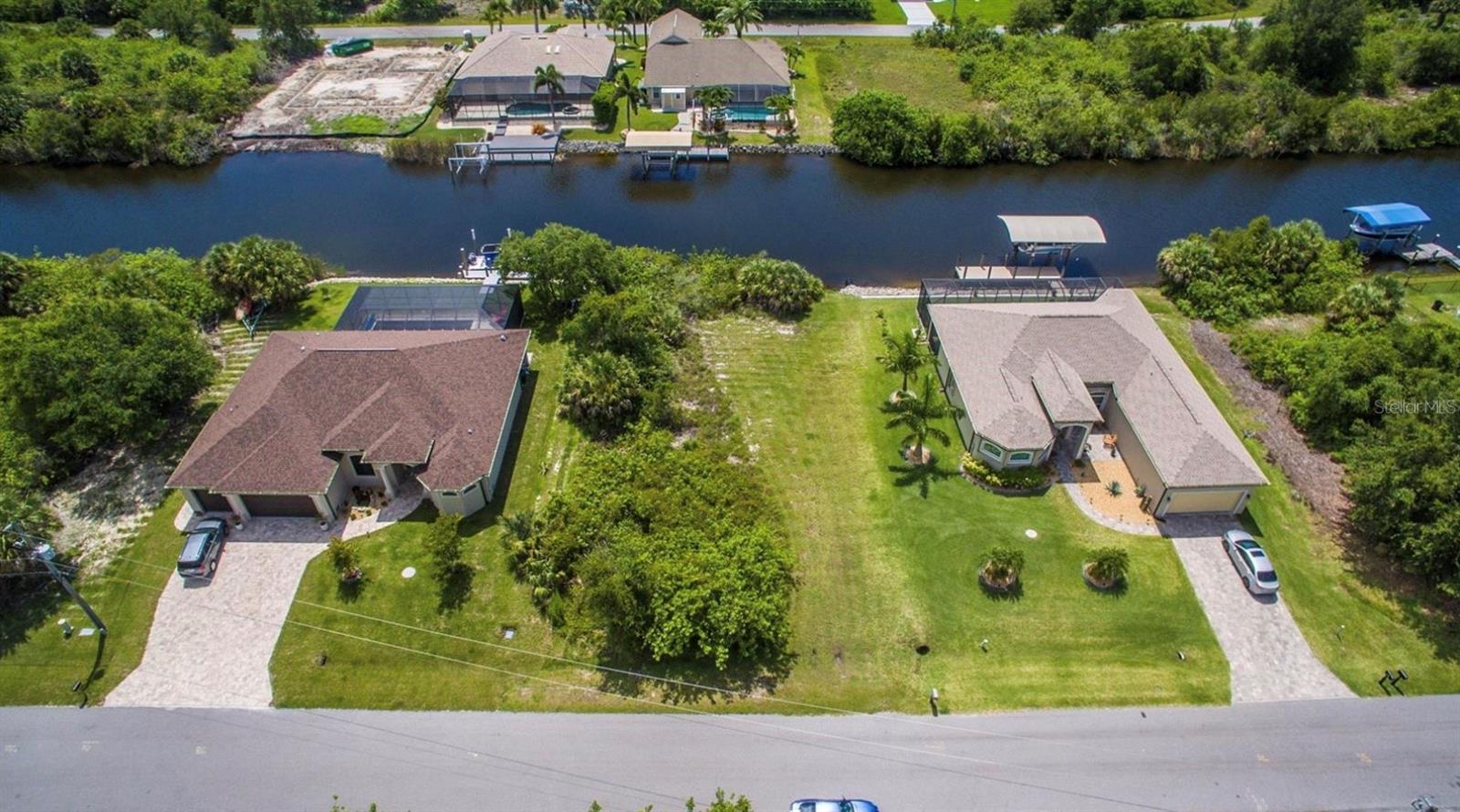 Land in PORT CHARLOTTE 5