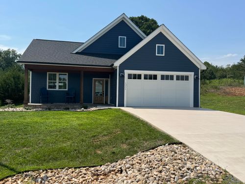 1054 Barrow Hills Dr, HUDDLESTON, VA, 24104-4245 | Card Image