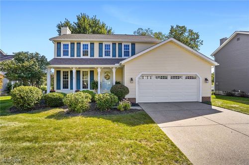 5241 Brockton Dr, Stow, OH, 44224-5518 | Card Image
