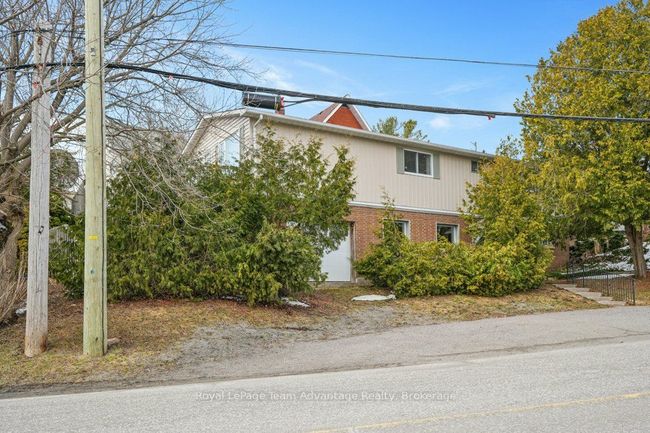 2 Belvedere Ave, House other with 3 bedrooms, 2 bathrooms and 3 parking in Parry Sound ON | Image 6