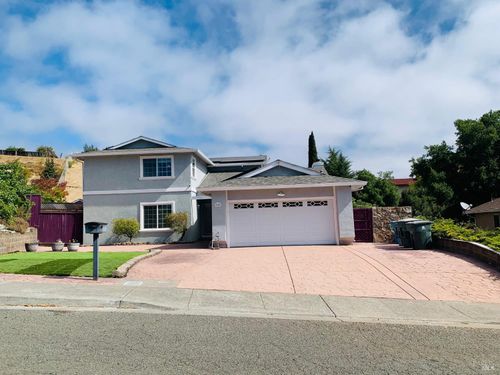 124 Thacker Ct, Vallejo, CA, 94591-7680 | Card Image