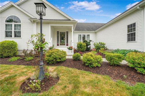 3075 Club House Dr, Dighton, MA, 02715-1431 | Card Image