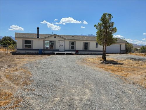 4231 W Wilson Rd, Pahrump, NV, 89048-4346 | Card Image