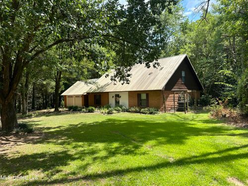 203 Pauline Dr, Raymond, MS, 39154-9539 | Card Image
