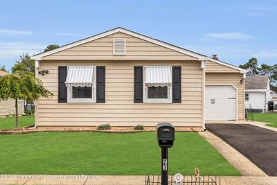 23 Davenport Road W, Home with 2 bedrooms, 2 bathrooms and null parking in Toms River NJ | Image 1