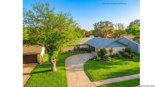 5018 Las Campanas St, San Antonio, TX, 78233-5820 | Card Image