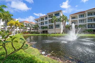 201 - 1030 Bellasol Way, Condo with 3 bedrooms, 3 bathrooms and null parking in Apollo Beach FL | Image 1