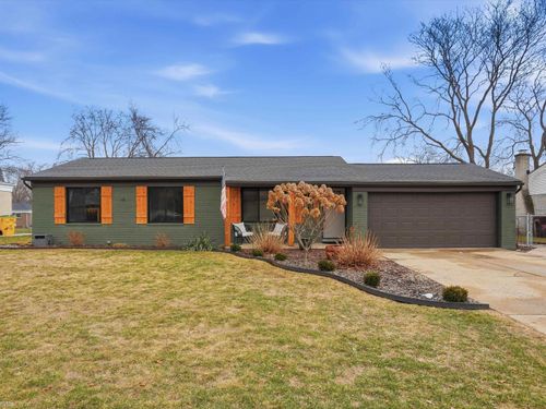 45630 Sterritt St, Utica, MI, 48317-5831 | Card Image