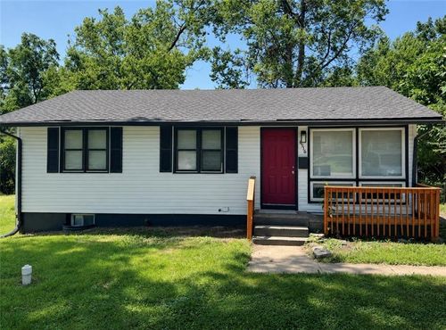 4516 Jackson Ave, Kansas City, MO, 64130-2131 | Card Image