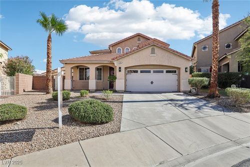 214 Rolling Desert St, Henderson, NV, 89012-5581 | Card Image