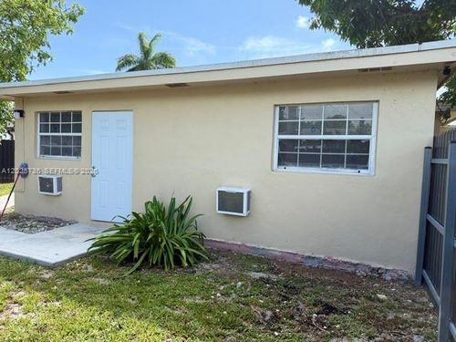 19521 Nw 1st Ct, Miami Gardens, FL, 33169 | Card Image