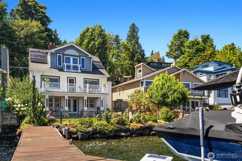 11754 Riviera Pl Ne, Seattle, WA, 98125-5962 | Card Image
