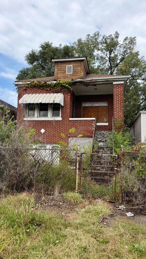 724 W 19th Ave, Gary, IN, 46407-2020 | Card Image