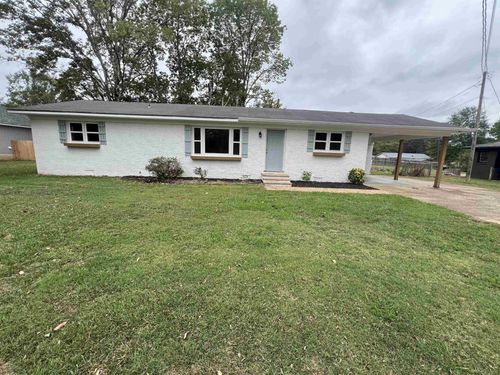 280 Meadowlane Dr, Savannah, TN, 38372-3618 | Card Image