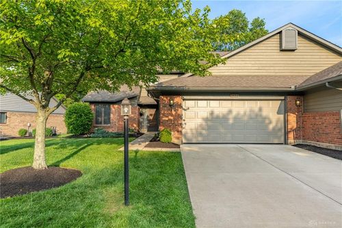 9452 Sugar Bend Trl, Centerville, OH, 45458-3862 | Card Image