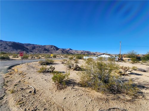 4 Juniper Avenue, 29 Palms, CA, 92277 | Card Image