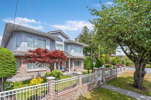 5889 Neville St, Burnaby, BC, V5J2J3 | Card Image
