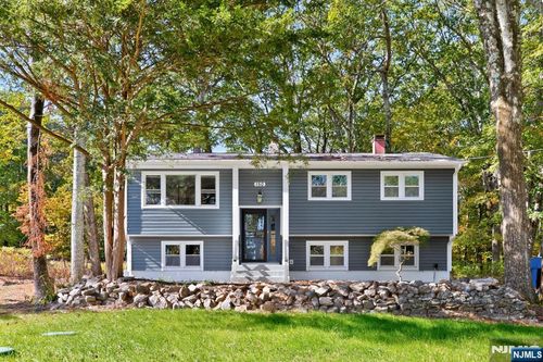 150 Mount Olive Rd, Flanders, NJ, 07836-9725 | Card Image