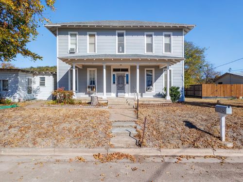 702 Avenue B, Santa Anna, TX, 76878-2022 | Card Image