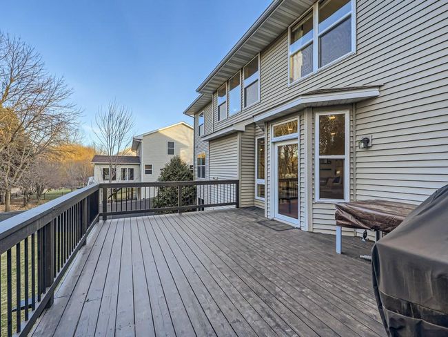 Deck | Image 33
