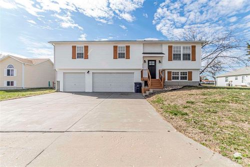 1010 Bayview Cir, Milford, KS, 66514-5012 | Card Image