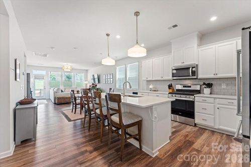 2118 Boynton St, Charlotte, NC, 28269-1184 | Card Image