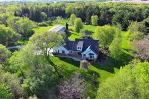 6926 Druid Lake Road, ERIN, WI, 53027 | Card Image