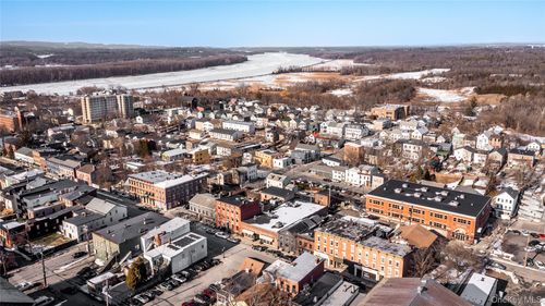 314 Warren St, Hudson, NY, 12534-2478 | Card Image