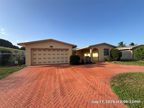 9401 Nw 20th St, PEMBROKE PINES, FL, 33024-3113 | Card Image