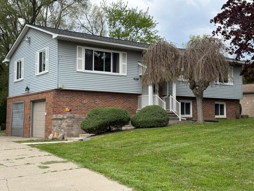 24213 Broadview St, Farmington Hills, MI, 48336-1807 | Card Image