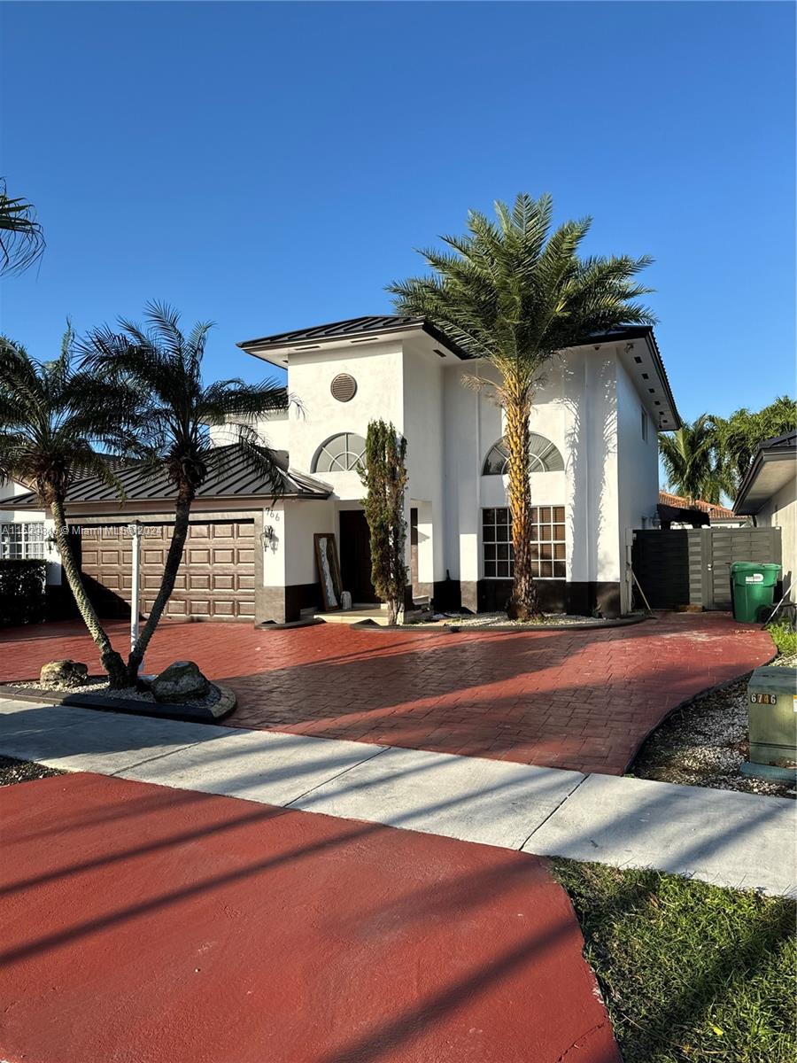 135th Ct, Miami, FL 33182