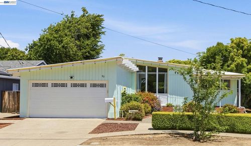 97 Gresel St, Hayward, CA, 94544-7636 | Card Image