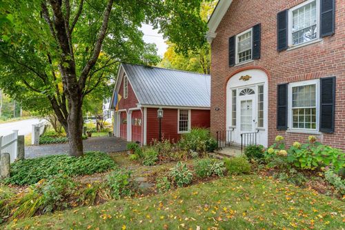 587 Route 121 E, Grafton, VT, 05146-9627 | Card Image