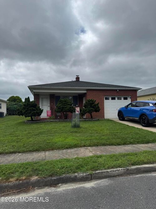 179 Biabou Dr, Toms River, NJ, 08757-3740 | Card Image