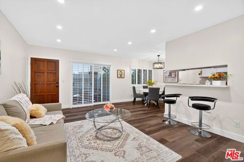 101-1522 S Centinela Avenue, Los Angeles, CA, 90025 | Card Image