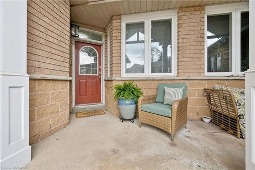 107-833 Scollard Crt, Mississauga, ON, L5V2B4 | Card Image