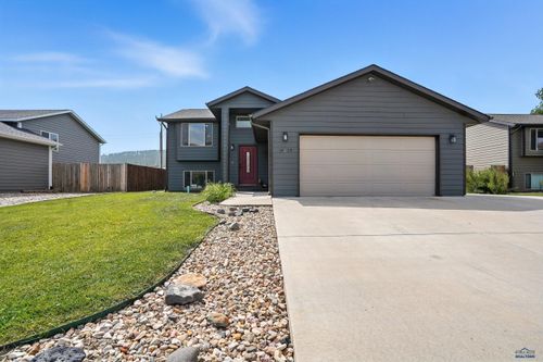 14635 Telluride St, Summerset, SD, 57769-6205 | Card Image