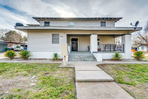 216 S Devine St, Stephenville, TX, 76401-4300 | Card Image