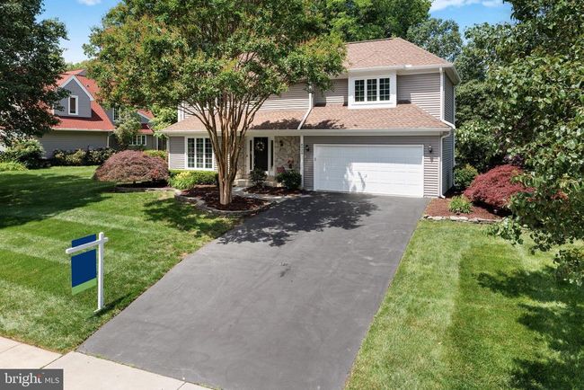 8924 Cross Chase Cir, House other with 4 bedrooms, 5 bathrooms and null parking in LORTON VA | Image 4