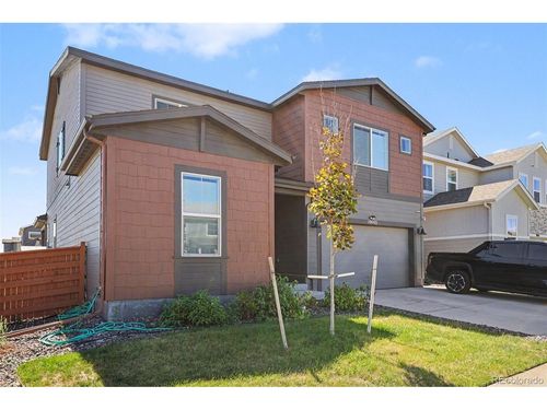 10042 Wheeling St, Commerce City, CO, 80022-9631 | Card Image