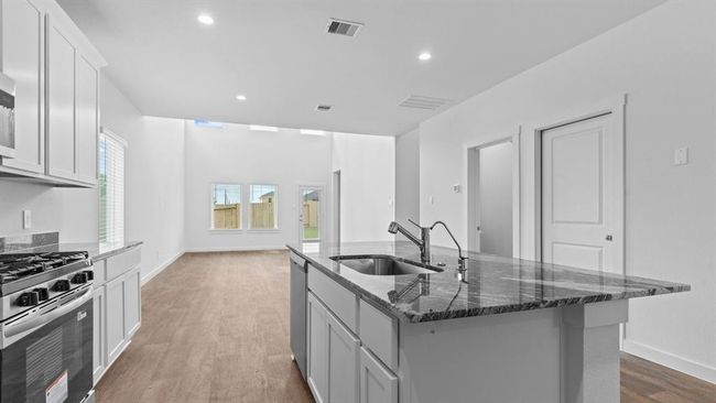 *Images and 3D tour are for illustration only and options may vary from home as built. | Image 5