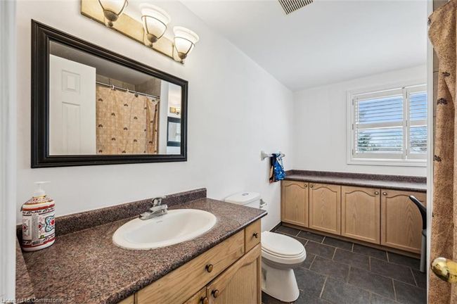 40 Rodgers Rd, House other with 4 bedrooms, 3 bathrooms and 3 parking in Guelph ON | Image 26