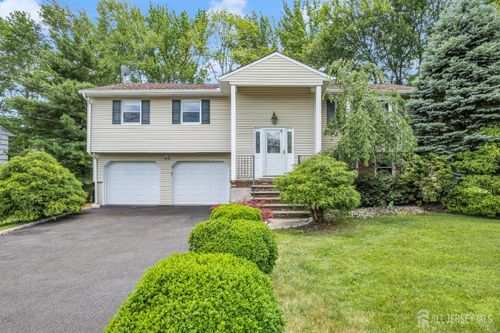 11 Eagle Rd, Edison, NJ, 08820-2763 | Card Image