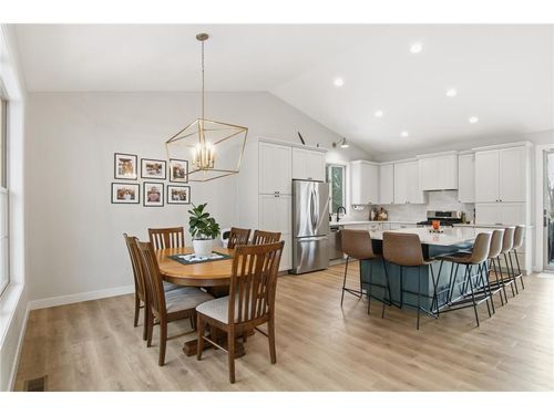9953 Starlight Dr, Woodbury, MN, 55125-8651 | Card Image