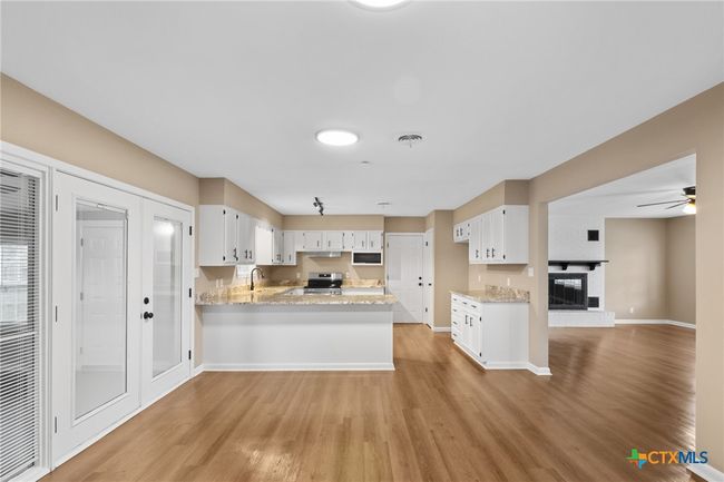 454 W Ward St, House other with 4 bedrooms, 3 bathrooms and null parking in Goliad TX | Image 8