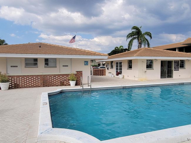 APT-137 - 1340 Ne 28 Th Ave, Condo with 1 bedrooms, 1 bathrooms and null parking in Pompano Beach FL | Image 11