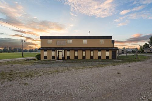 211 Lee St, Saginaw, MI, 48602-1425 | Card Image